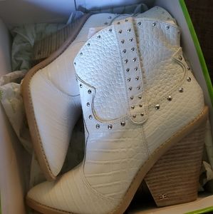 Sam Edelman gorgeous boot heels